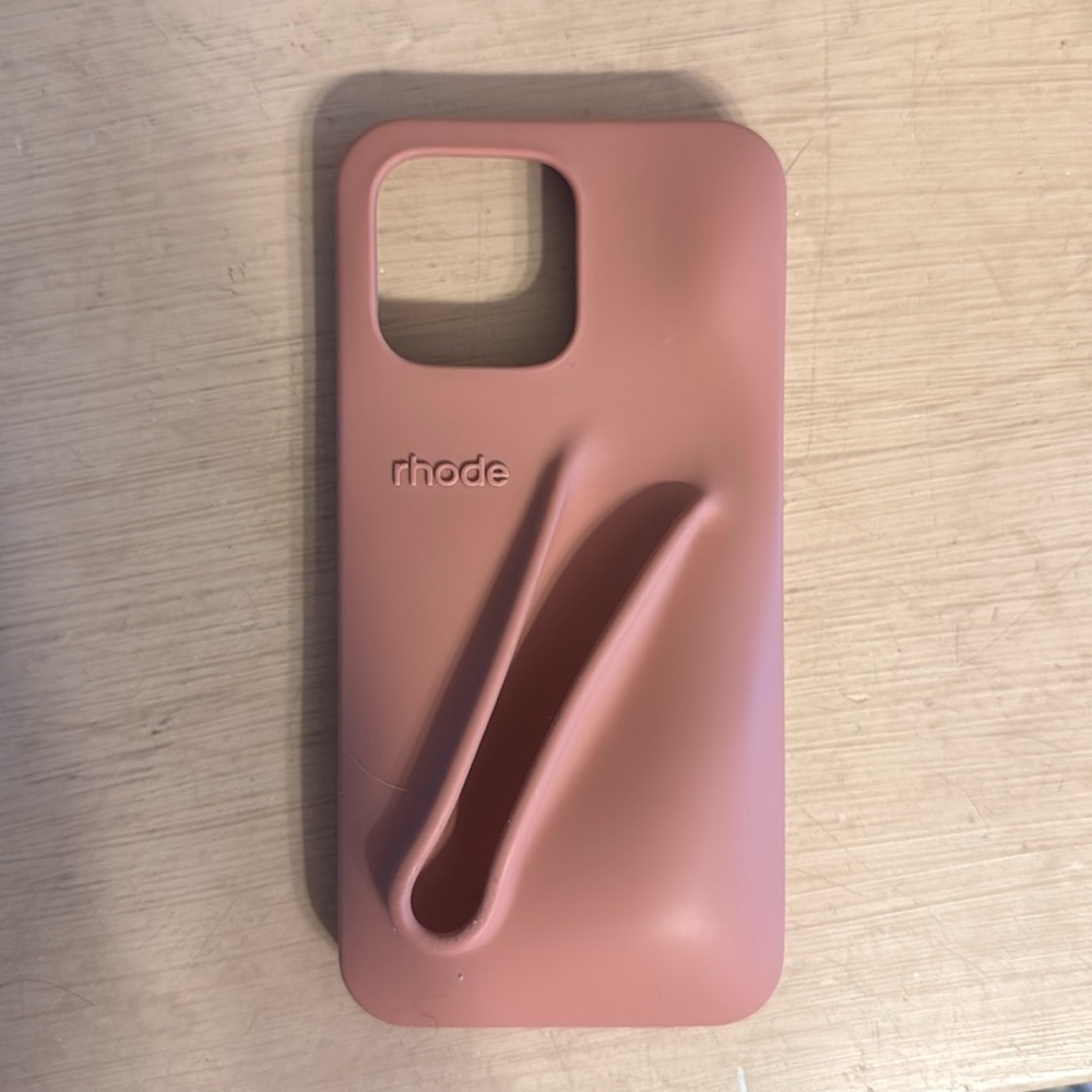 Rhode Lip Glass Case Color Toast iPhone 16 pro max SOLD OUT
